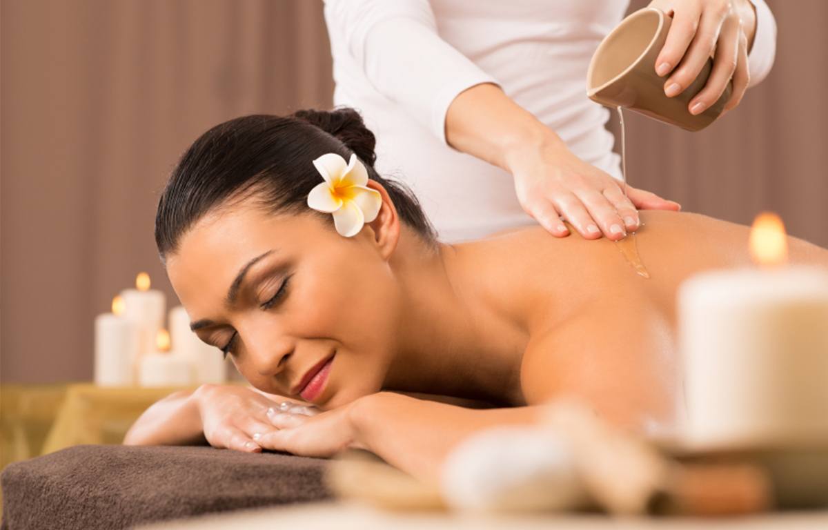 Aroma Öl Massage bei MeeDee Thaimassage in Bad Aibling